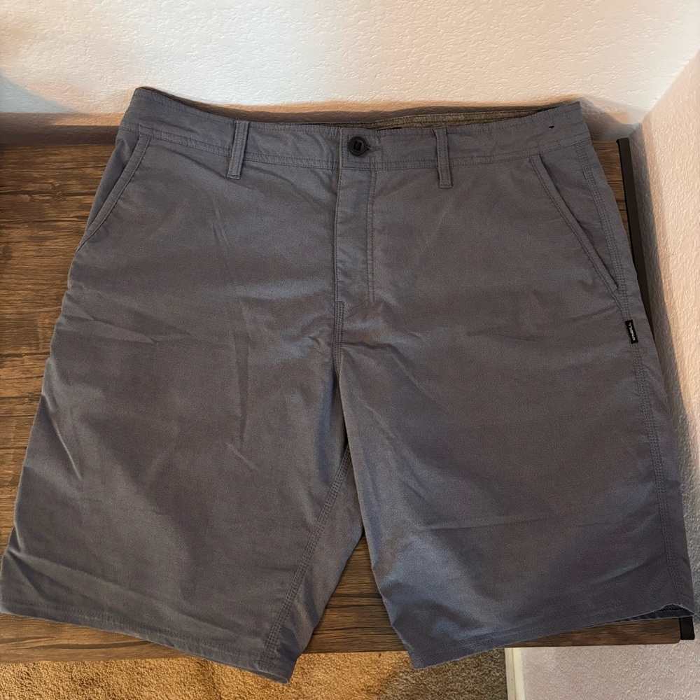 men’s shorts size waist 36